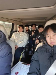 懂車帝“千萬(wàn)寵粉計(jì)劃”送愛(ài)心進(jìn)草原，助力困境女籃學(xué)生比賽出行