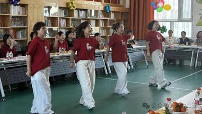 歡聲笑語滿社區(qū)！錫林社區(qū)這場茶話會真熱鬧