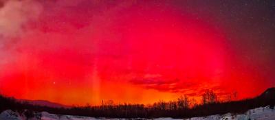 持續(xù)近12小時！根河罕見紅色極光舞動夜空