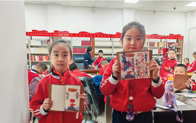 內(nèi)蒙古圖書館舉辦小學(xué)生紅色主題實踐活動
