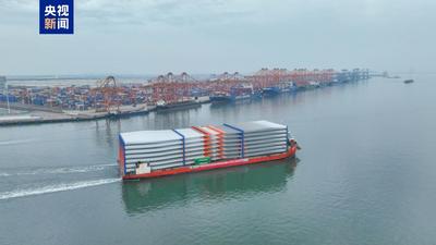 單船裝載147支 北部灣港欽州碼頭風(fēng)電葉片裝載量刷新國內(nèi)紀(jì)錄