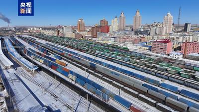 中歐班列“東通道”今年通行量突破1000列