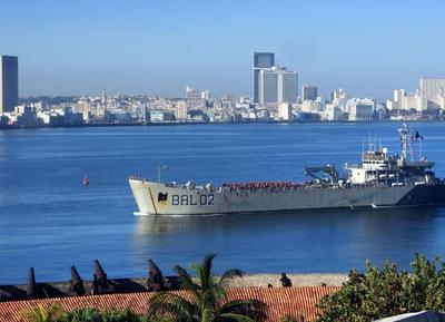 來自墨西哥的人道主義援助船抵達(dá)古巴