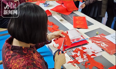 公主府社區(qū)春聯(lián)送福活動(dòng)熱鬧啟幕