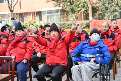 伊利“心安四季”公益計(jì)劃溫暖啟程：以“精準(zhǔn)傾聽(tīng)”開(kāi)啟新年長(zhǎng)效陪伴