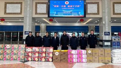 滿洲里市紅十字會開展 新春慰問活動