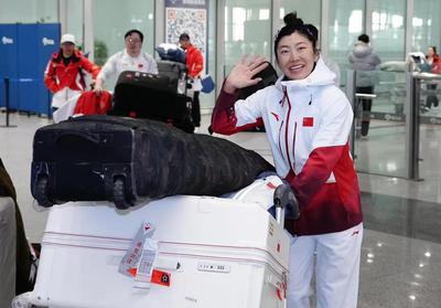 中國體育代表團健兒凱旋 徐夢桃：努力再拼一屆冬奧會！