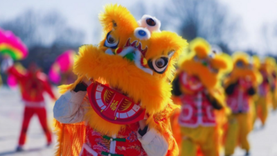 豐鎮(zhèn)市2026年春節(jié)街頭傳統(tǒng)文藝活動(dòng)精彩呈現(xiàn)