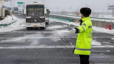 這場溫暖護(hù)航，是呼倫貝爾送給每一位考生的“上岸”禮物