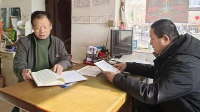 退役不褪色 奉献守家园！退役军人要玉奎四年义务守护小区安宁