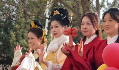 內(nèi)蒙古鴻德文理學(xué)院二月二民俗活動(dòng)鬧翻天