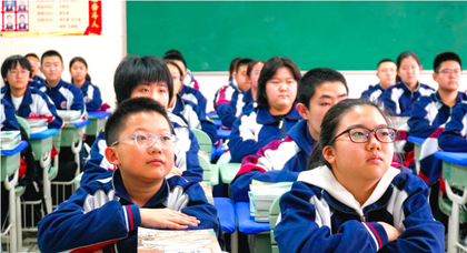 春季学期报到日 校园重现书声笑语