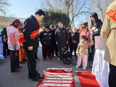 中國(guó)人壽財(cái)險(xiǎn)內(nèi)蒙古分公司積極參與2026年“3·15”金融消費(fèi)者權(quán)益保護(hù)教育宣傳“進(jìn)社區(qū)”活動(dòng)