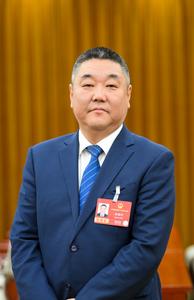 【2026全國(guó)兩會(huì)】?jī)蓵?huì)聲音｜敖慧然代表：推動(dòng)農(nóng)牧產(chǎn)業(yè)量質(zhì)齊升