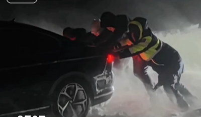 呼倫貝爾交通部門鏖戰(zhàn)數(shù)日 搶通生命通道