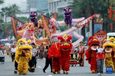 多彩活動迎接元宵節(jié)