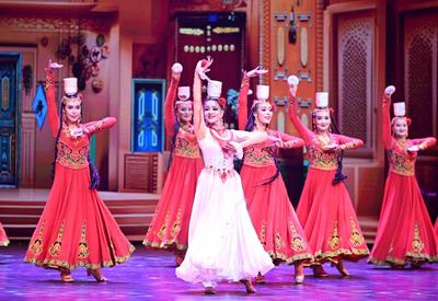 樂舞詩《杏花之約·絲路龜茲》在京演出