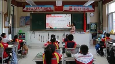 溫暖走心 啟智篤行！阿拉善學子在“開學第一課”中汲取成長力量