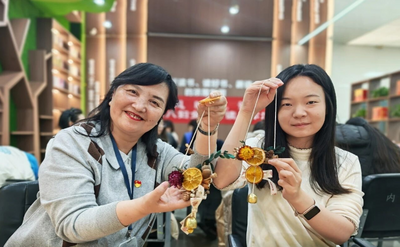 內(nèi)蒙古圖書館舉辦三八婦女節(jié)活動