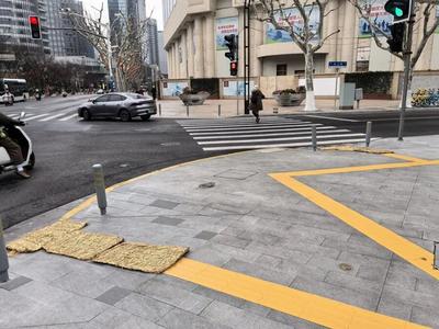 盲道要建好，建設(shè)者必須心明眼亮