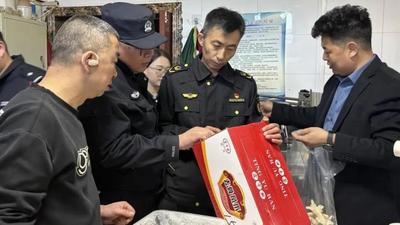 零容忍！二連浩特市場(chǎng)監(jiān)管聯(lián)合公安開(kāi)展問(wèn)題雞爪專項(xiàng)整治 | 誠(chéng)信立形象 實(shí)干開(kāi)新局