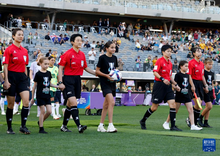 中国裁判亮相女足亚洲杯