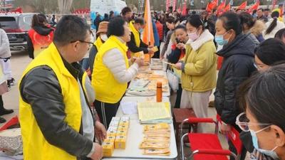 踐行雷鋒精神 凝聚奮進(jìn)力量！阿拉善盟各地開展形式多樣的志愿服務(wù)活動(dòng)