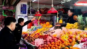 卸下生鲜“美颜灯” 守护百姓“菜篮子”