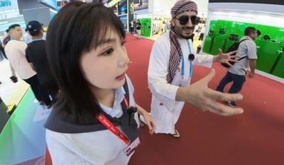 灣區(qū)三分鐘丨當(dāng)“走播”遇上廣交會(huì) 看他們?nèi)绾巫觥叭蛄髁可狻? title=