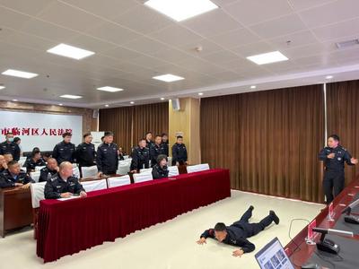 臨河區(qū)人民法院司法警察大隊(duì)開展應(yīng)急處突專項(xiàng)培訓(xùn) 筑牢司法警務(wù)安全防線