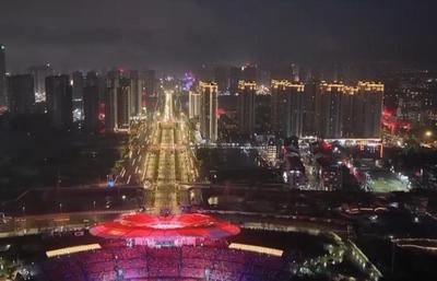 創(chuàng)意焰火、文旅街區(qū)熱度攀升 這些景點(diǎn)等你“五一”打卡