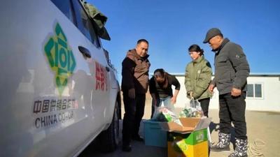 額濟納這輛“流動便民車”，用11年跑出了最暖物流