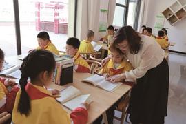 品书香雅韵 育慧美少年
