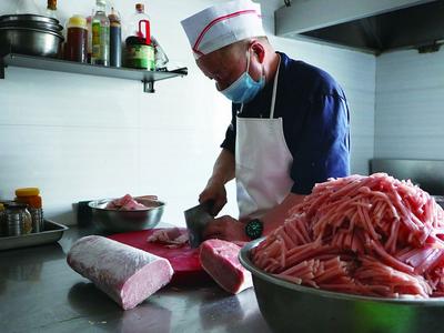 20年，他們把集寧區(qū)一爿小店變成街坊老味道