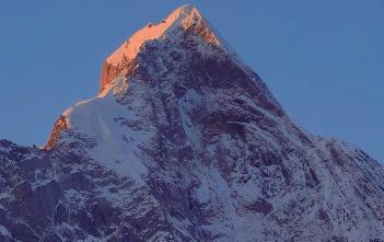 見者好運(yùn)！四姑娘山日照金山