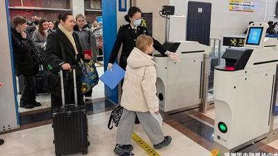走一線 改文風 | 滿洲里海關護航口岸旅客通關暢行