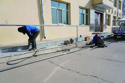 四子王旗：全域加裝無障礙通道 讓公共服務(wù)有愛無“礙”