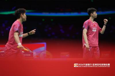 羽毛球亚锦赛：混双程星/张驰逆转卫冕冠军晋级