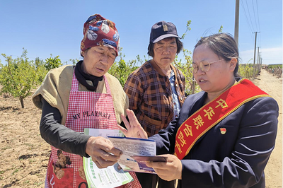 消保服務進鄉(xiāng)村，暖心守護助春耕——中華財險烏海中支深入村鎮(zhèn)開展金融宣教活動