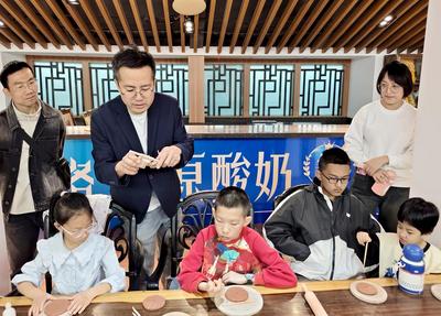 在泥塑里觸摸烏蘭察布的農(nóng)耕記憶