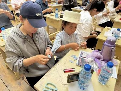 法治護航·同心筑夢｜一條路，何以聚民心興產(chǎn)業(yè)？——探訪西烏珠穆沁旗“99號”紅色文化教育基地