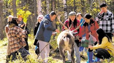 【十二城記·樂(lè)活五一】假期暖意濃 “中國(guó)冷極”迎客來(lái)
