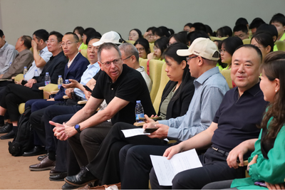 2026中美國際教育交流活動在呼和浩特英華學校啟幕