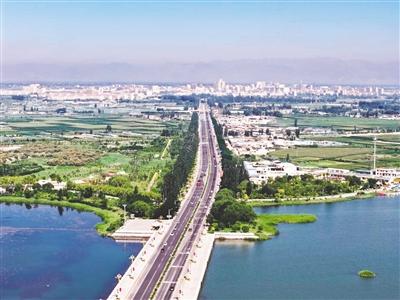【行走北疆看中國(guó)·北疆百城文化探源】沃野長(zhǎng)河鑄豐碑  