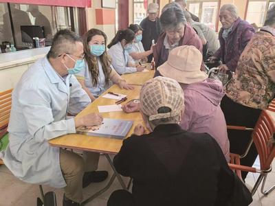 九原區(qū)：把“健康診室”搬進養(yǎng)老院