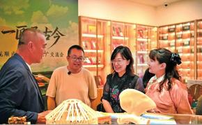 京蒙文化的相融与碰撞
