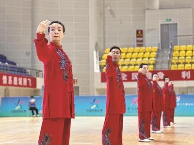 自治區(qū)十六運群眾組健身氣功項目開賽