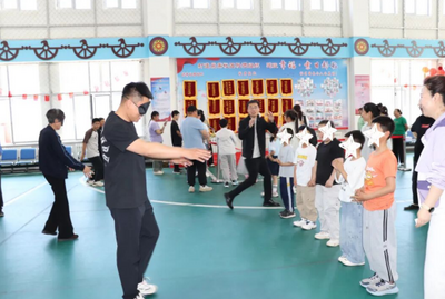 莫力達瓦達斡爾族自治旗：六一兒童節(jié)親子嘉年華暨微心愿圓夢行動讓愛與童真雙向奔赴