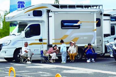 18℃清凉出圈！乌兰察布房车露营避暑游受外地游客青睐