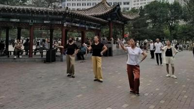 三角公园里 藏着一代人风雨过后的安稳时光